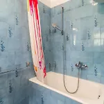 1 Bedroom Stunning In *