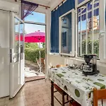 아파트 1 Bedroom Stunning In 이카