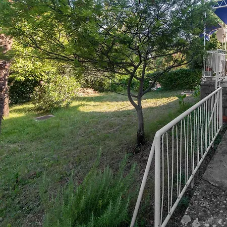 1 Bedroom Stunning In *
